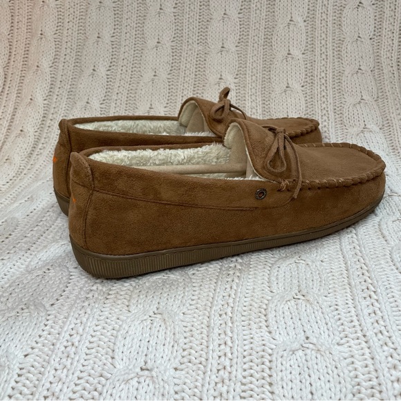 Dockers Moccasin Slippers (11/12 Wide) in Tan - Picture 3 of 6
